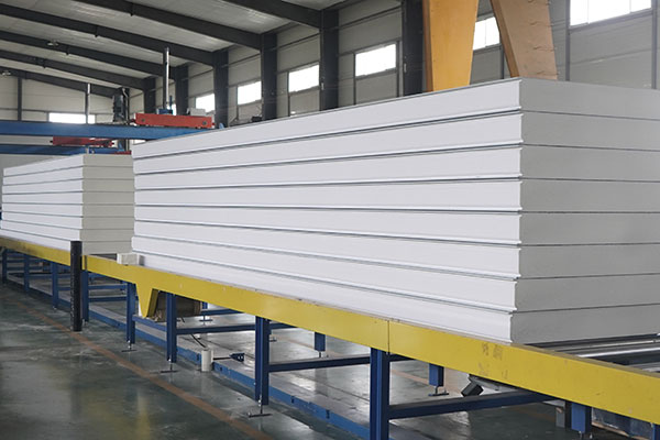 giá tấm panel tôn xốp